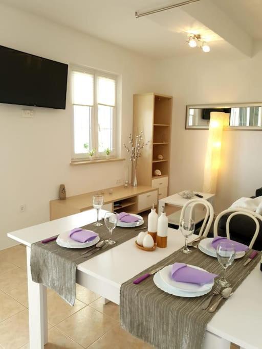 Apartments Regina 波尔 外观 照片