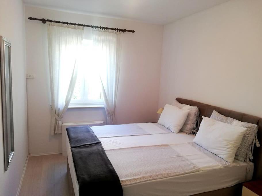 Apartments Regina 波尔 外观 照片